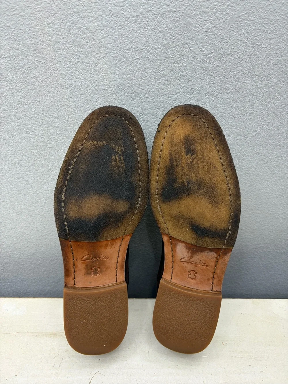 Clark’s Brown Suede Clarkdale Gobi Chelsea Boots Size 9.5
